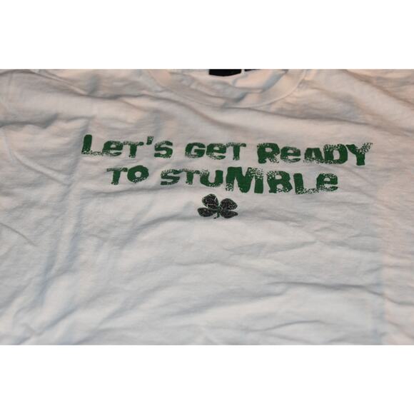 St Paddy Lucky Tee Shirt, Men's XL, White, Green Print, GU - Picture 1 of 5
